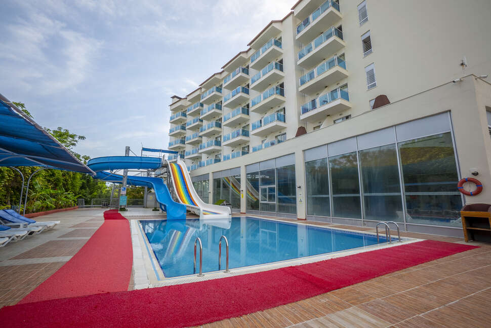 Ein Foto Hotel Cenger Beach Resort & Spa