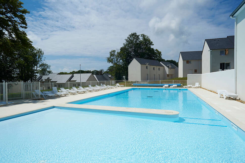 Een foto van het zwembad bij Domaine de la Baie