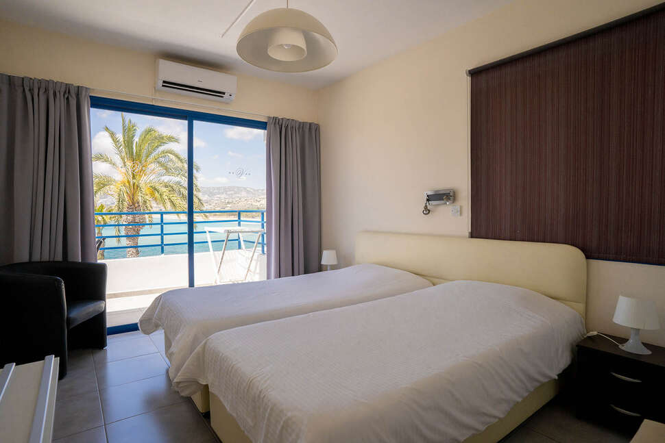 Een foto van Vrachia Beach Hotel & Suites