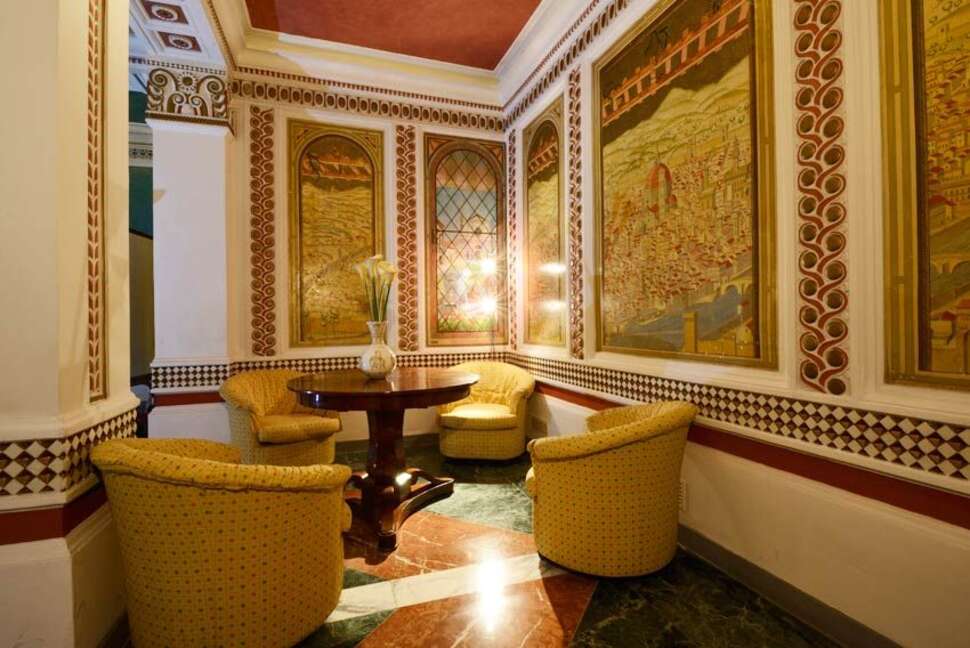 Ein Foto vom Innenbereich im Hotel Roma Florence