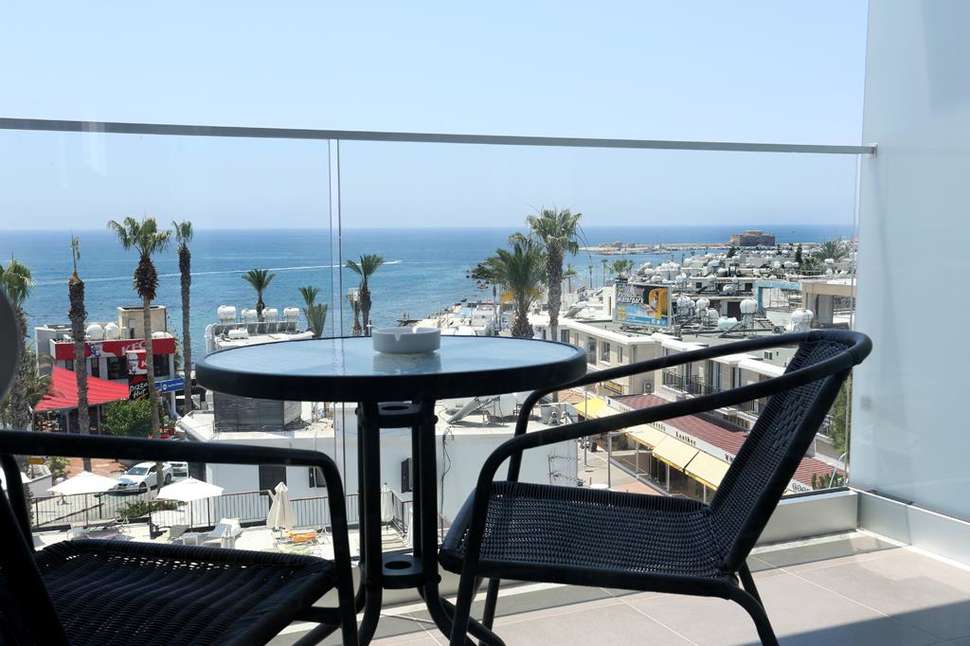 Een foto van Dionysos Central Hotel