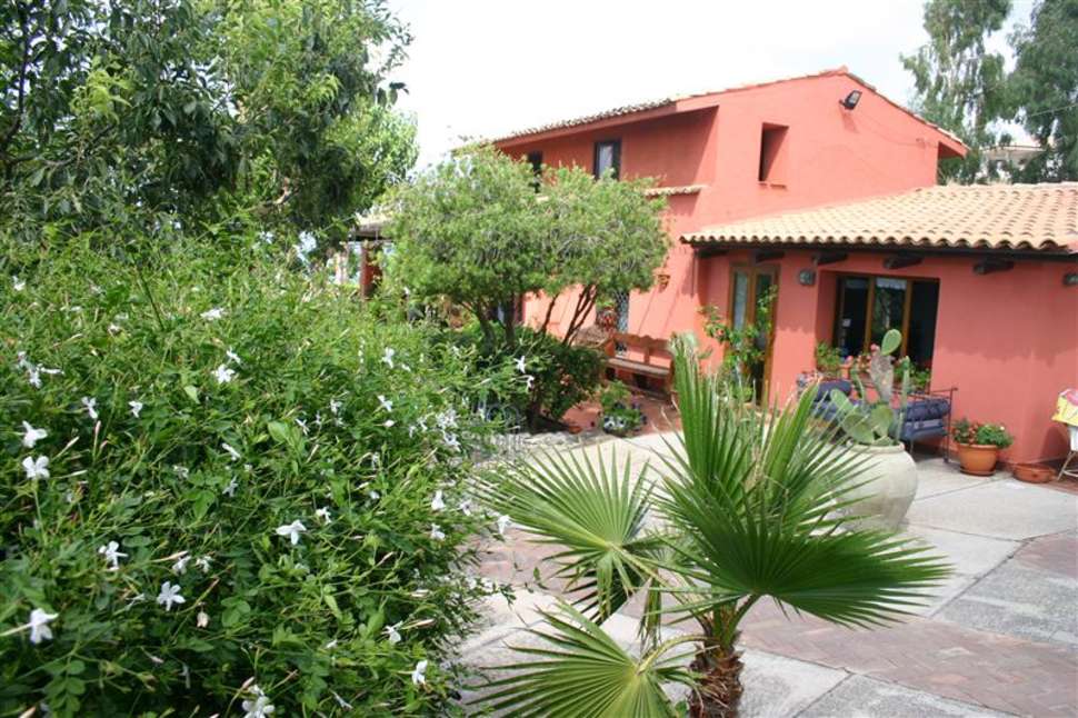 Een foto van de buitenkant van Agriturismo Tenuta Ruralia