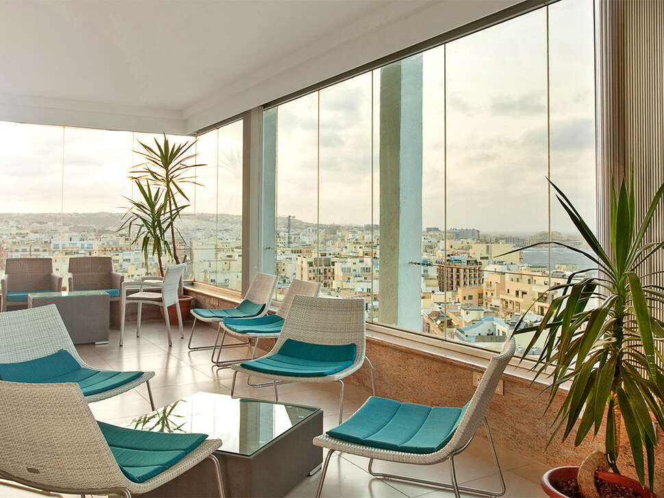 Een foto van het interieur van Preluna Hotel & Spa