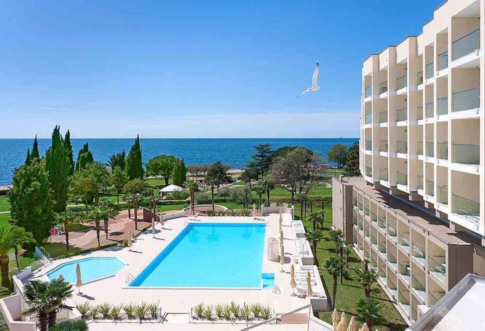 Een foto van het zwembad bij Hotel Materada Plava Laguna
