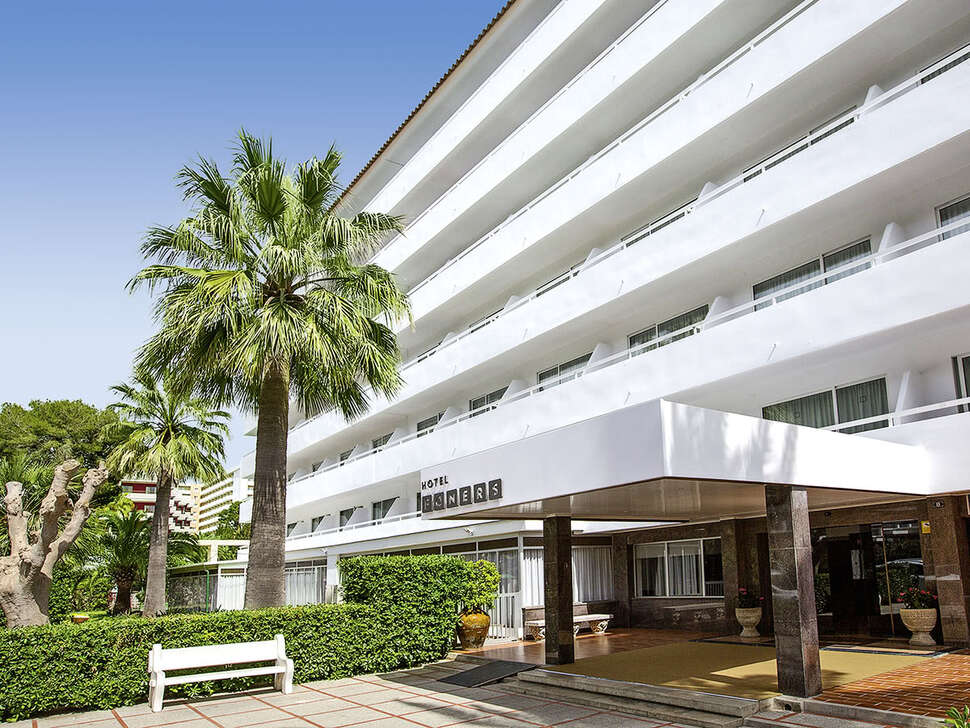 Ein Foto von der Außenansicht des Hotel Foners