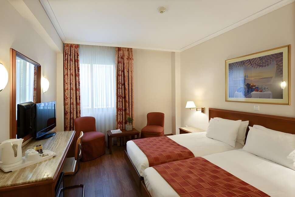 Ein Foto Titania Hotel
