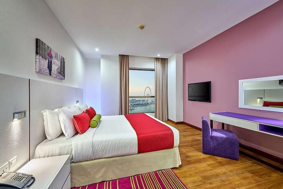 Een foto van Ramada Hotel & Suites by Wyndham JBR