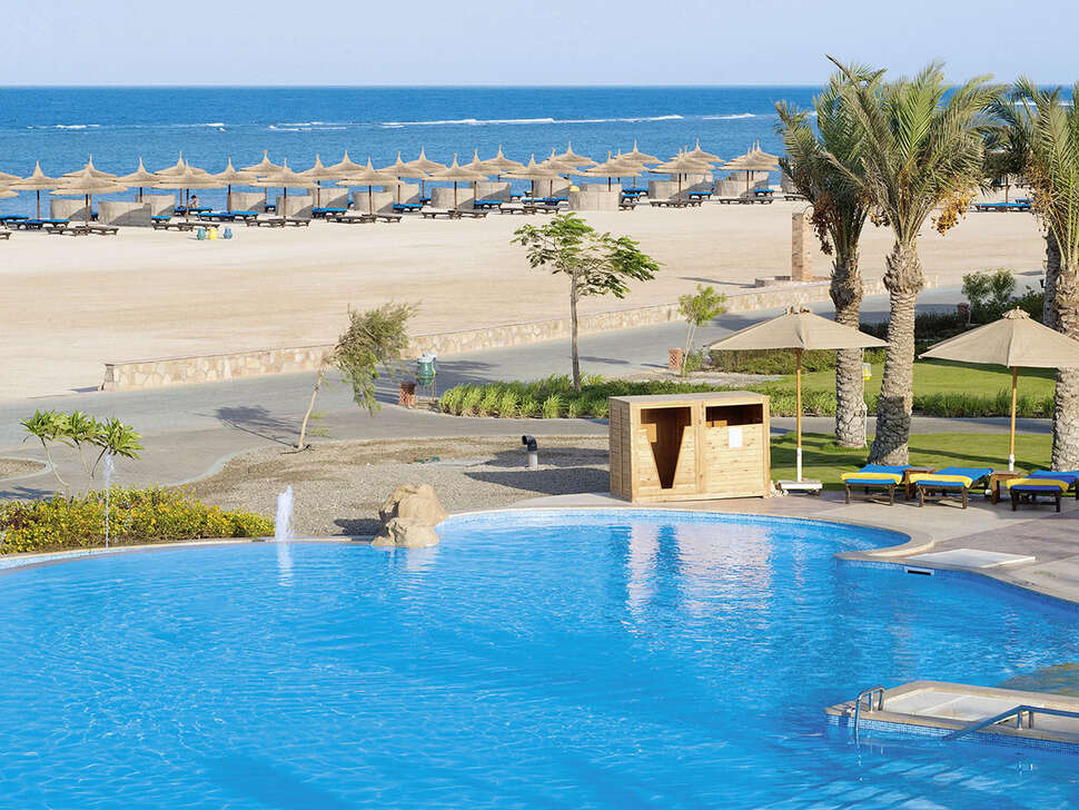 Ein Foto vom Pool im Novotel Marsa Alam