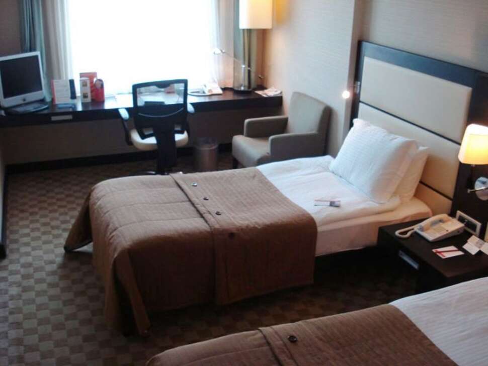 Ein Foto Ramada Plaza By Wyndham İstanbul City Center