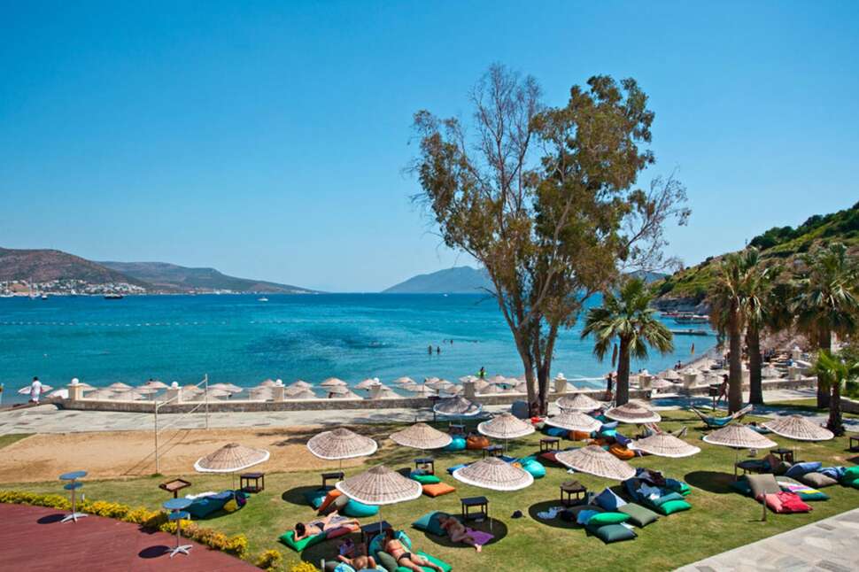 Ein Foto von der Terrasse im Salmakis Resort & Spa