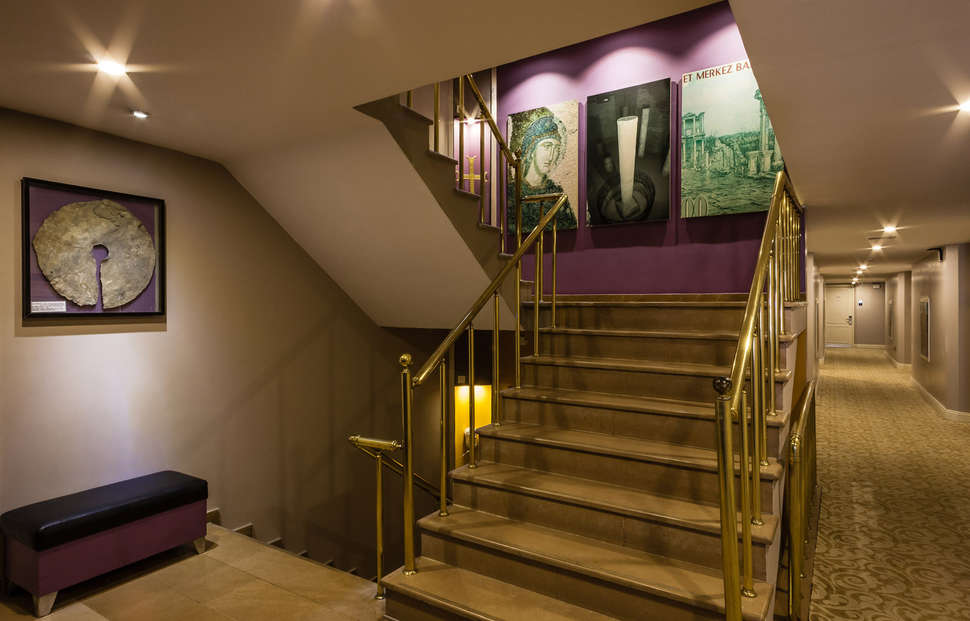 Ein Foto vom Innenbereich im Hotel Antik