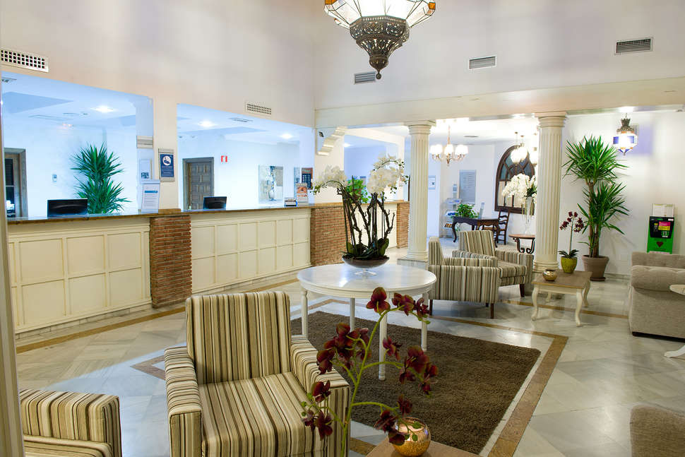 Een foto van het interieur van Ona Alanda Club Marbella