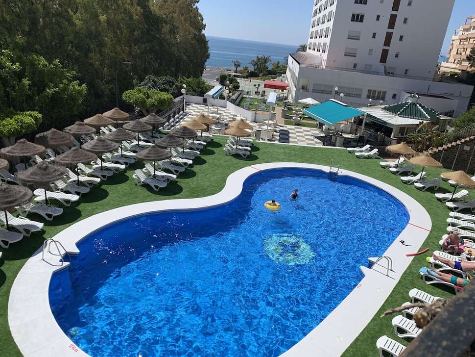 Een foto van First Flatotel International