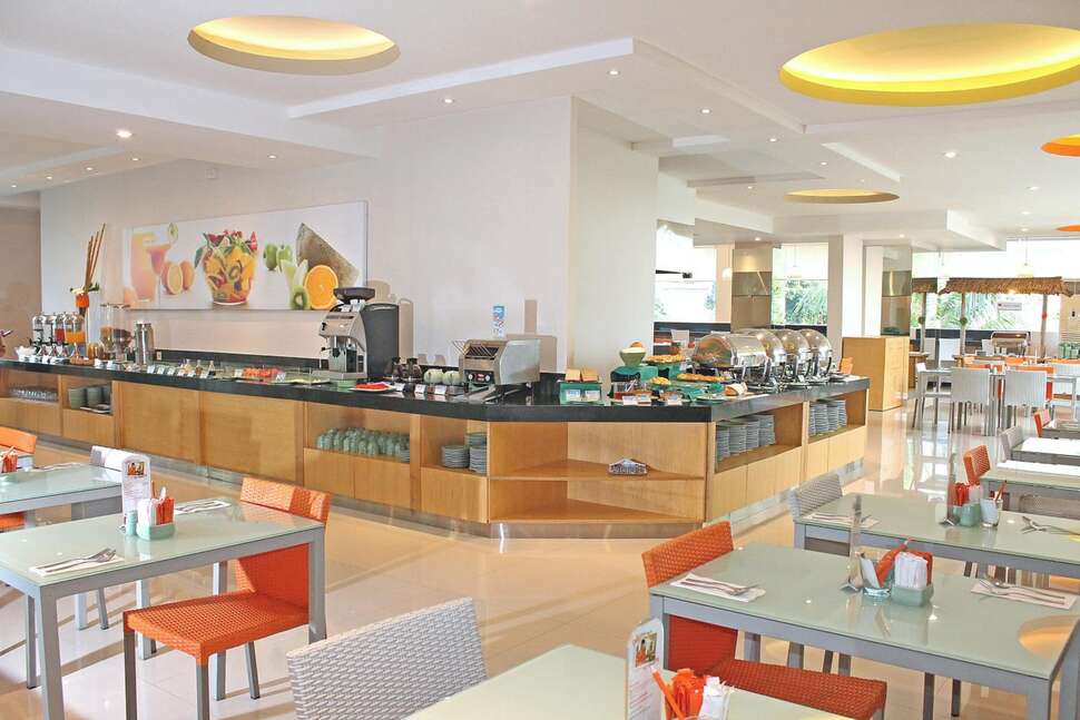 Een foto van Harris Hotel & Residences Riverview Kuta