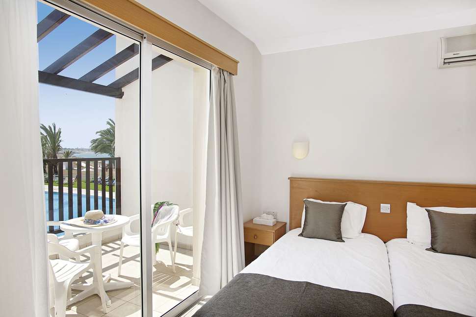 Ein Foto Akti Beach Village Resort