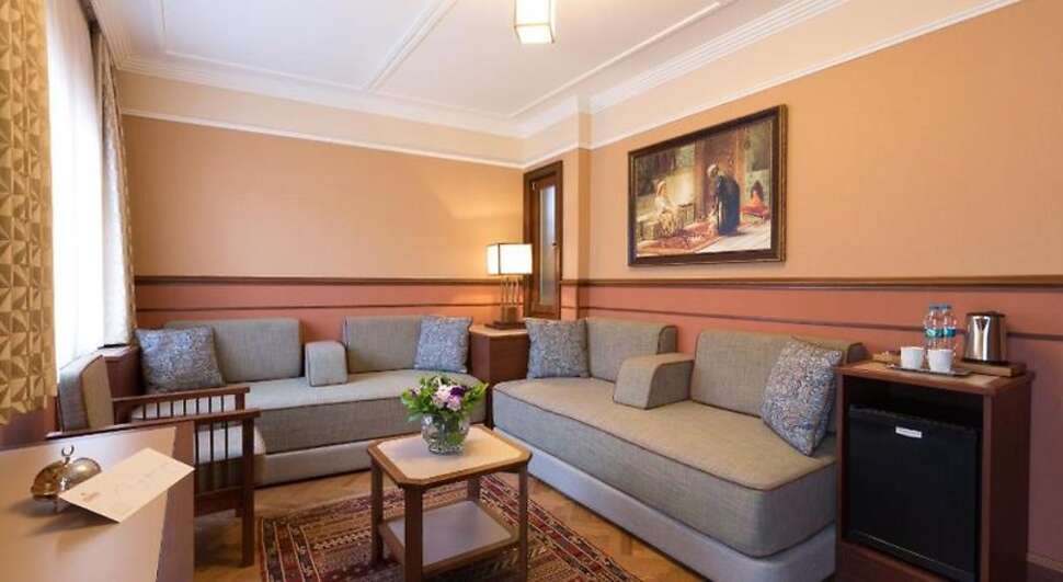 Ein Foto Lalahan Hotel
