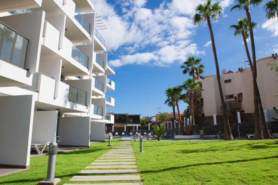 Een foto van de buitenkant van Appartementen El Palmar