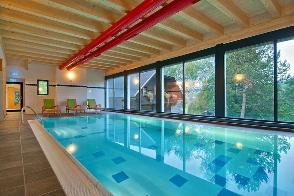 Een foto van het zwembad bij Vakantiepark Naturelhotel Schönleitn