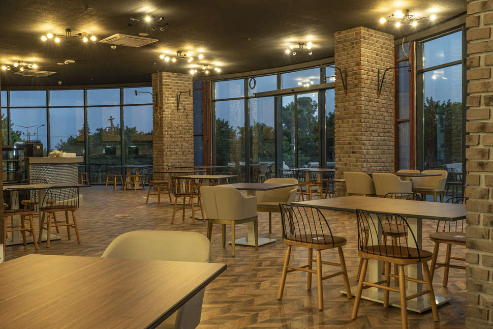 Een foto van de faciliteiten bij Side Square Hotel