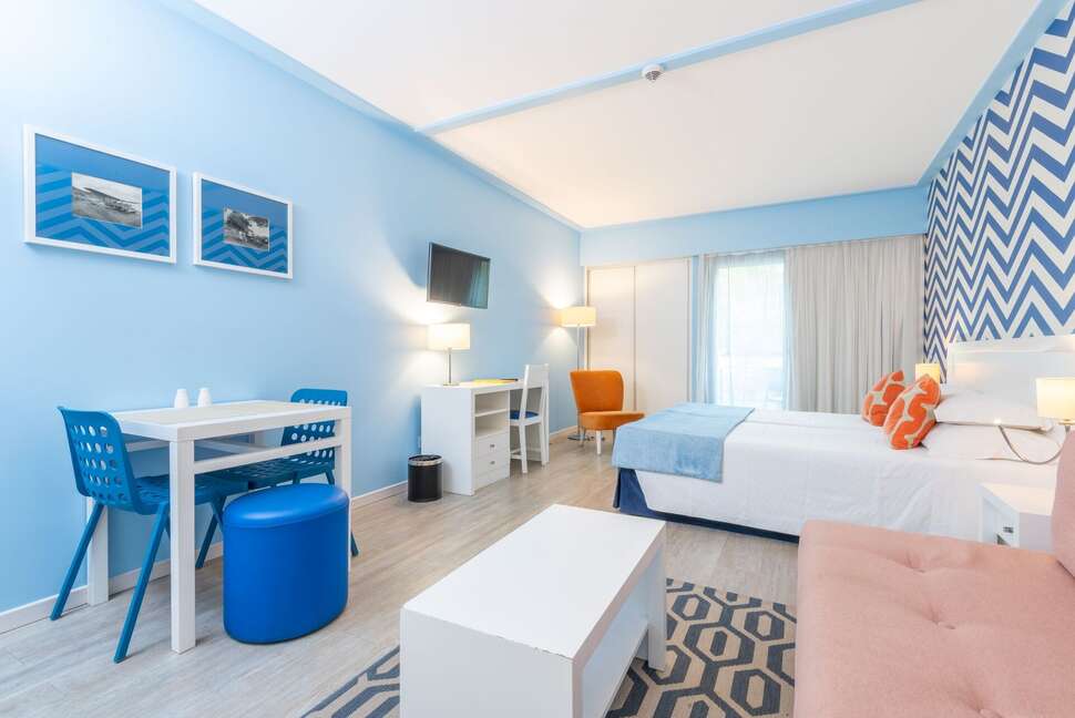 Ein Foto Terrace Mar Suite Aparthotel