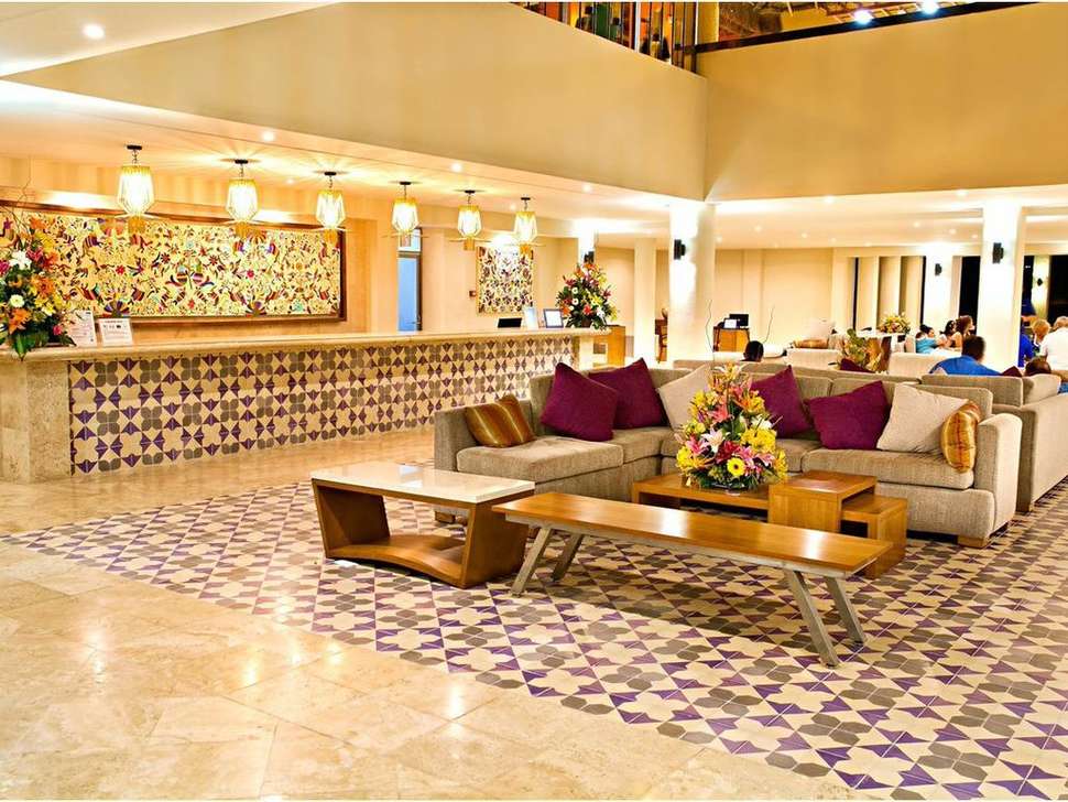 Een foto van het interieur van Allegro Cozumel