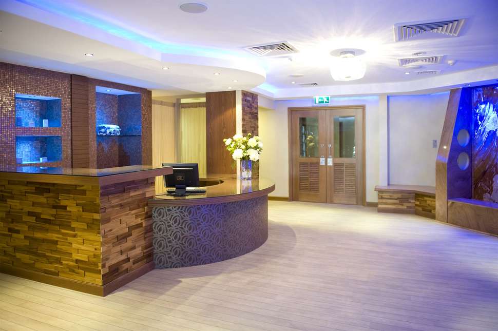 Een foto van het interieur van Atlantica Miramare Beach Hotel