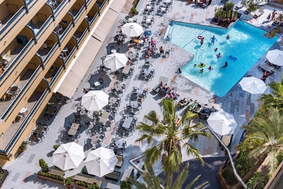 Ein Foto vom Pool im 4R Hotel Playa Park