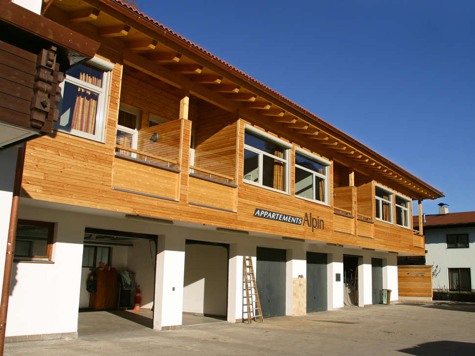 Een foto van de buitenkant van Appartementen Schindlhaus