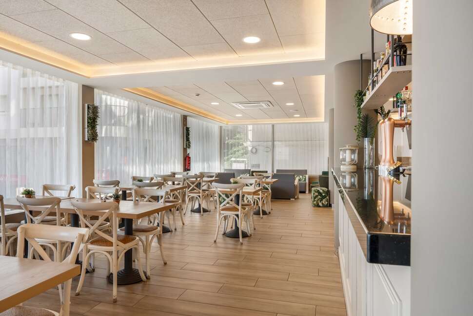 Ein Foto Hotel Metropol