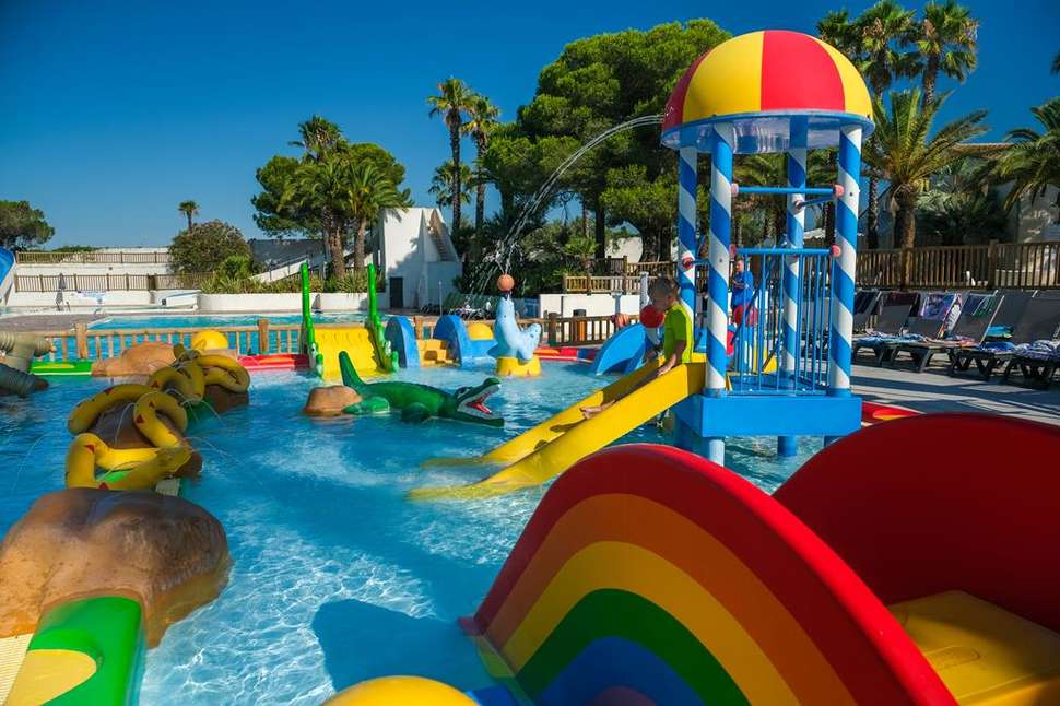 Een foto van Camping La Baume - La Palmeraie