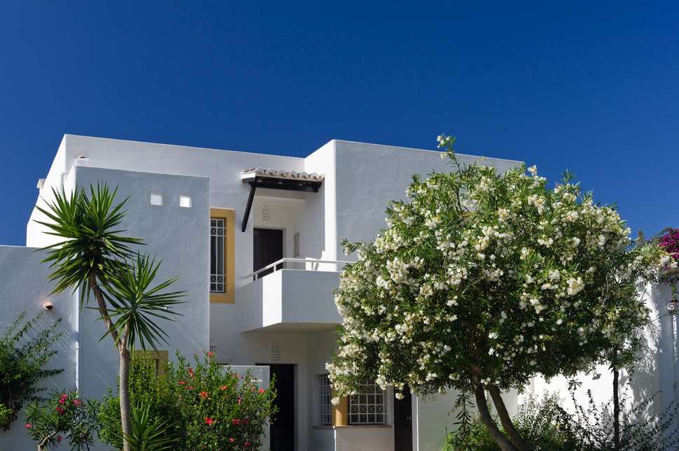 Ein Foto von der Außenansicht des Rocha Brava Resort
