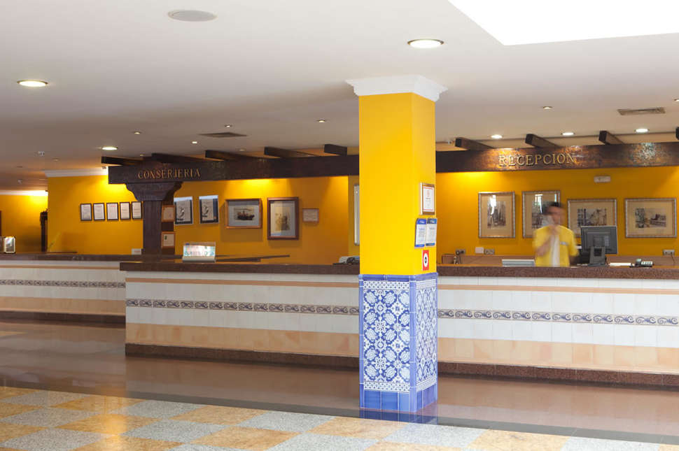 Een foto van het interieur van Best Roquetas