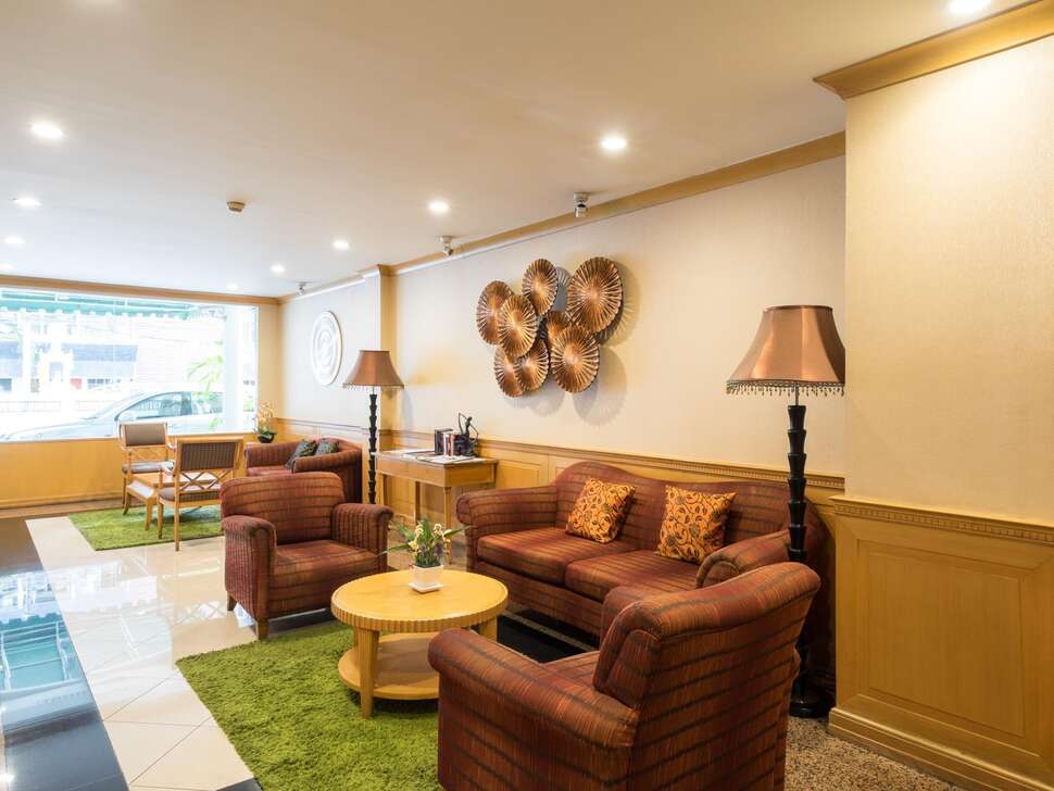 Ein Foto Admiral Suites Bangkok