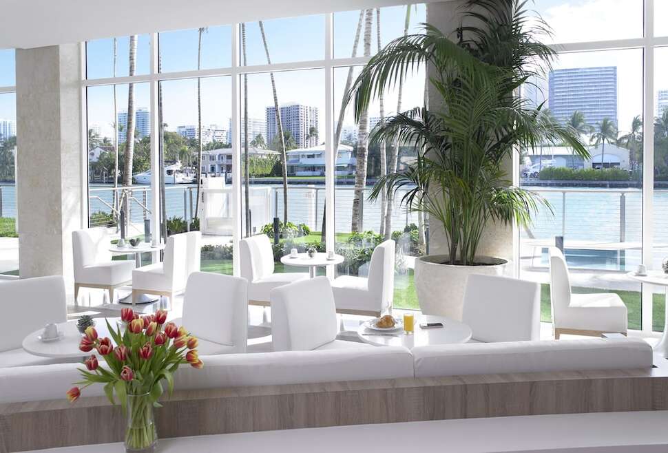 Ein Foto Grand Beach Hotel Bay Harbor