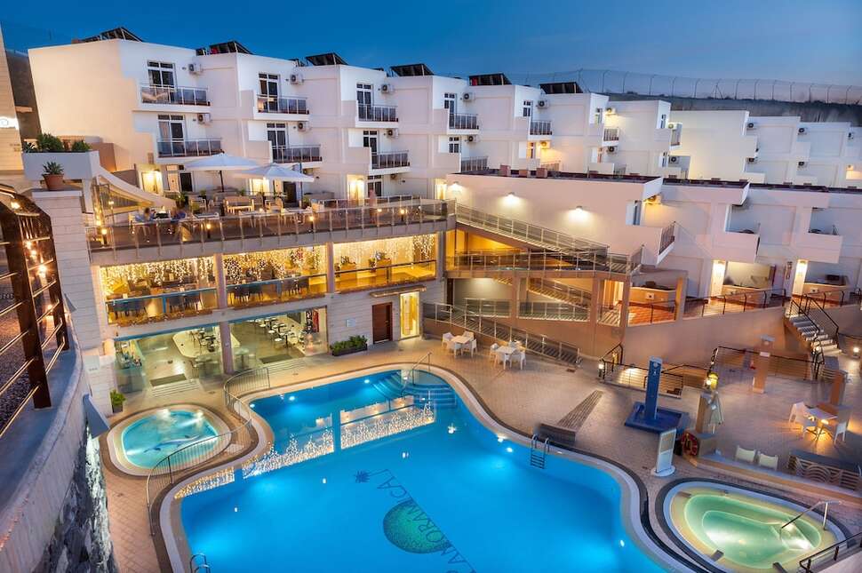 Een foto van het zwembad bij Kn Panoramica Aparthotel
