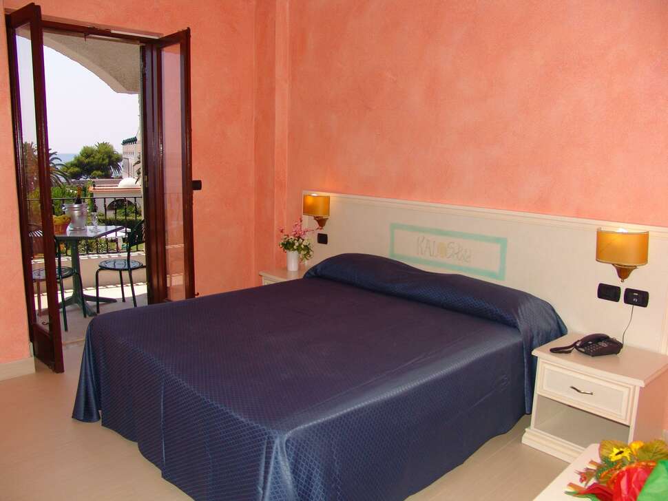 Ein Foto von einer Übersicht des Hotel Kalos