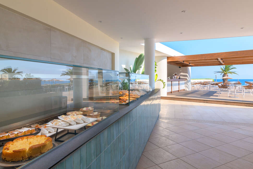 Ein Foto The Ixian Grand & All Suites