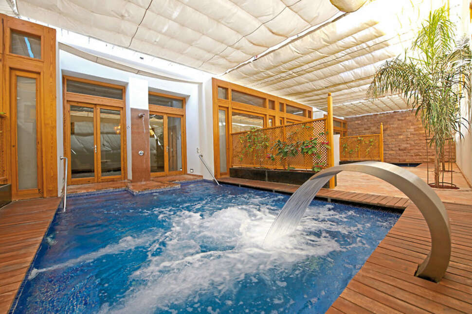 Een foto van Fort Arabesque West Bay