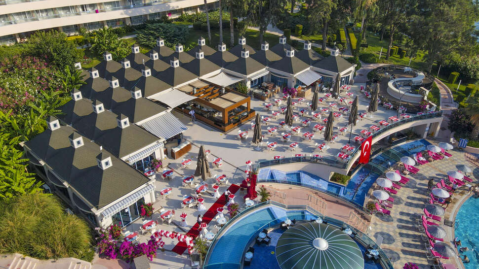 Ein Foto von der Terrasse im The Grand Blue Sky International