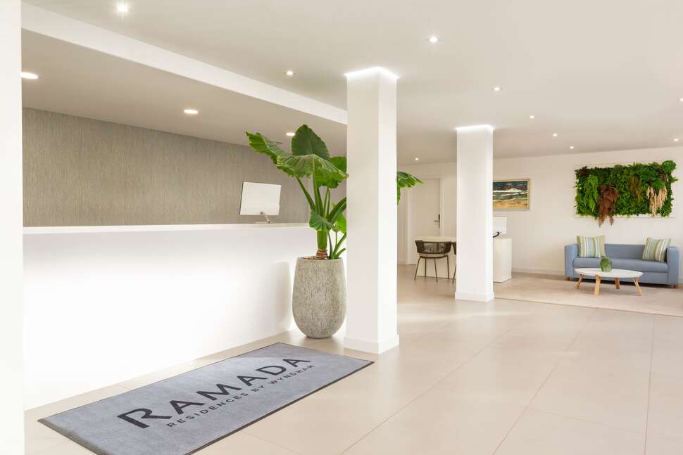 Ein Foto vom Innenbereich im Ramada Residences by Wyndham Costa Adeje