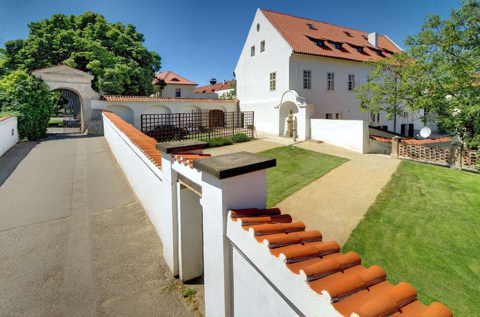 Ein Foto Hotel Monastery