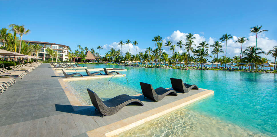 Een foto van een overzicht van Adults Only Club At Lopesan Costa Bavaro Resort