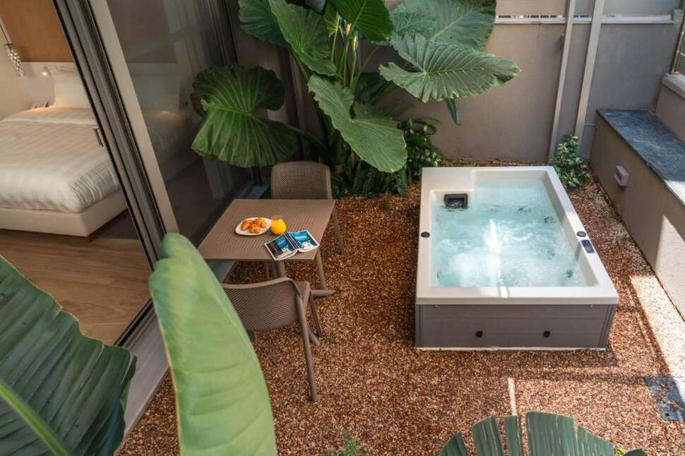 Een foto van Athens Hill Luxury Appartementen