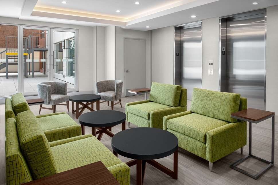 Een foto van Holiday Inn Express & Suites Woodside Queens NYC