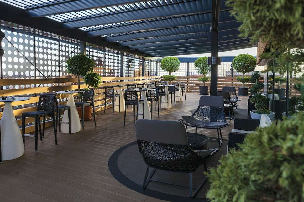 Een foto van het terras bij Eurostars Palace