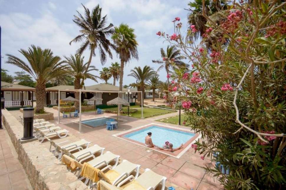 Een foto van het zwembad bij Oasis Belorizonte Hotel
