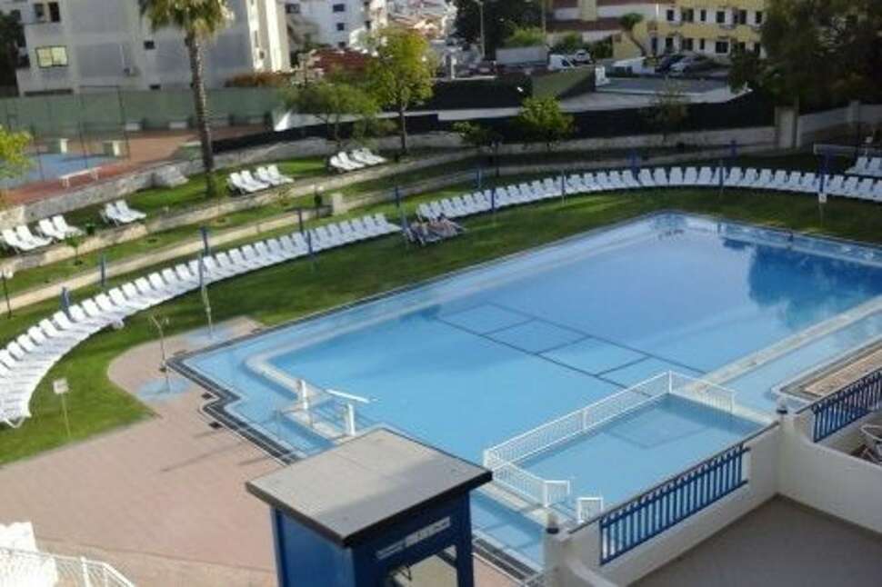 Een foto van het zwembad bij Tropical Sol Appartementen