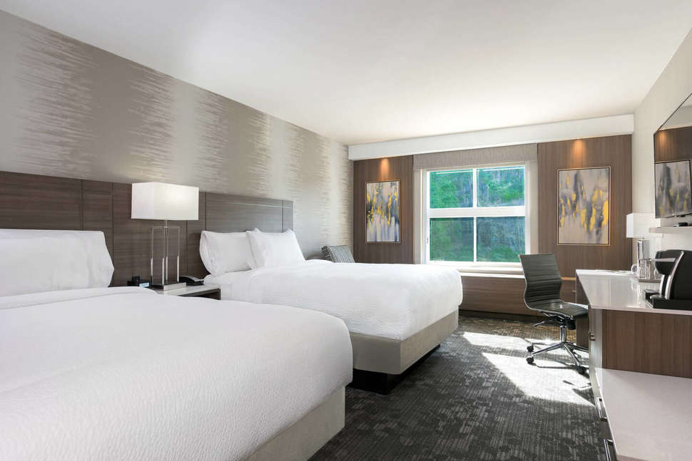 Een foto van een overzicht van Courtyard by Marriott Edgewater NYC Area