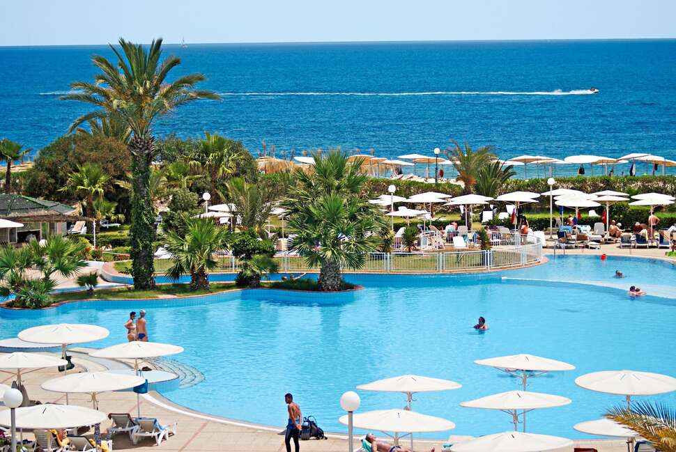 Ein Foto vom Pool im El Mouradi Palm Marina