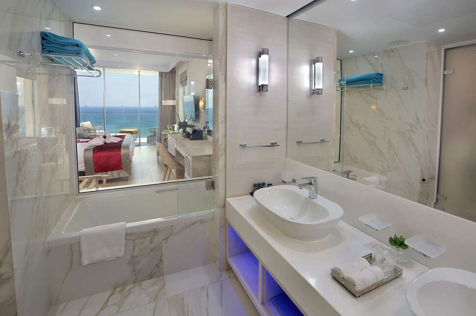 Ein Foto Amavi MadeForTwo Hotels